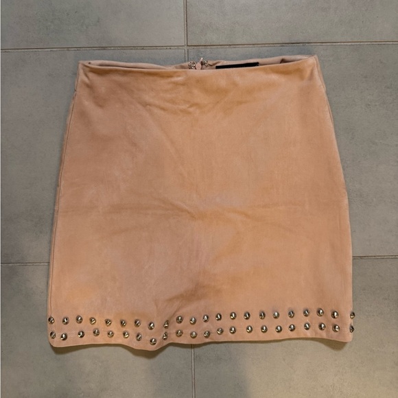 Forever 21 - Studded Blush (pink/beige) suede Mini Skirt - Picture 1 of 3
